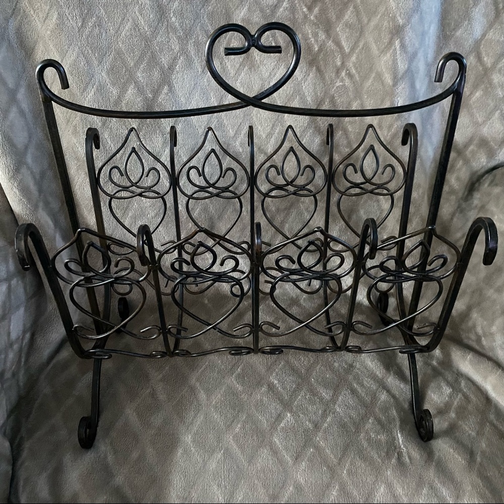 SLAH Davistown Estate Iron Magazine Holder EUC